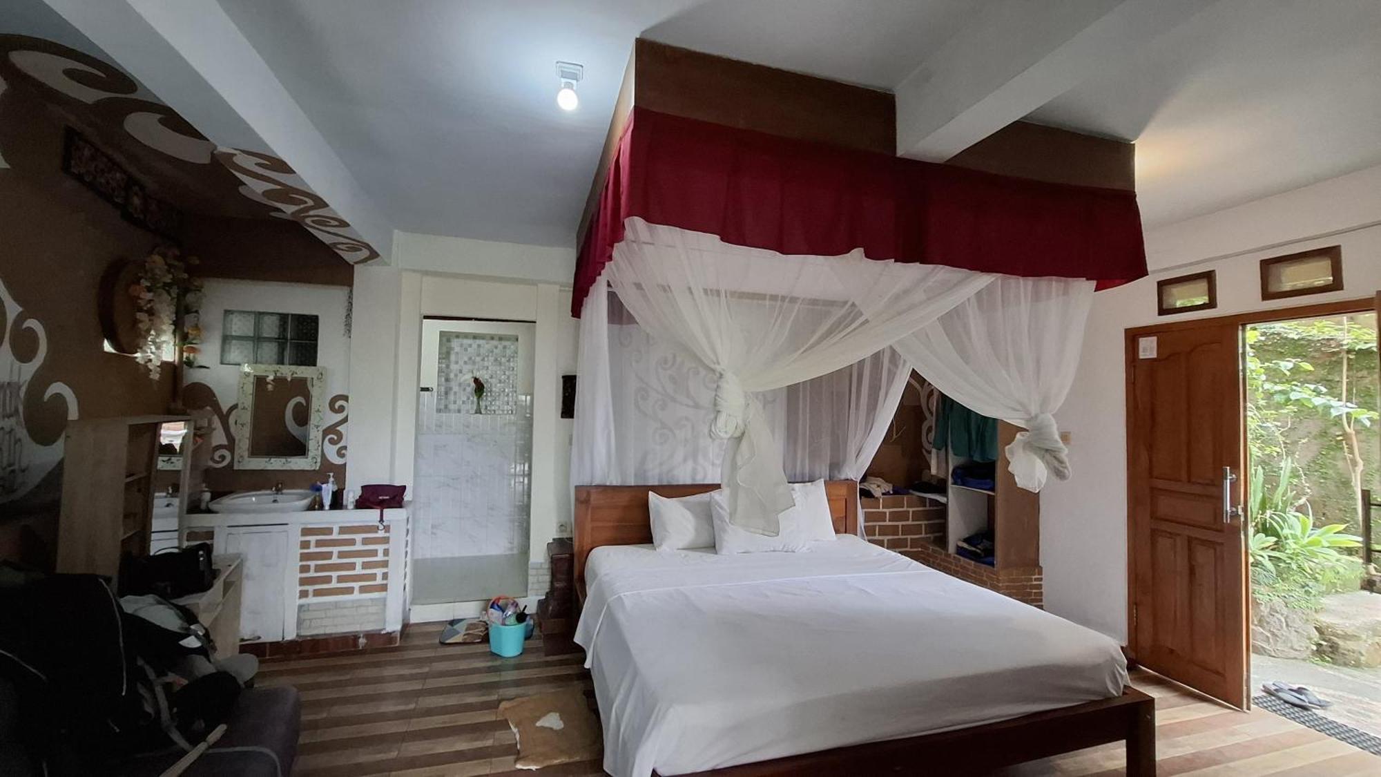 Umah De Madya & Rooftop De Madya Munduk エクステリア 写真