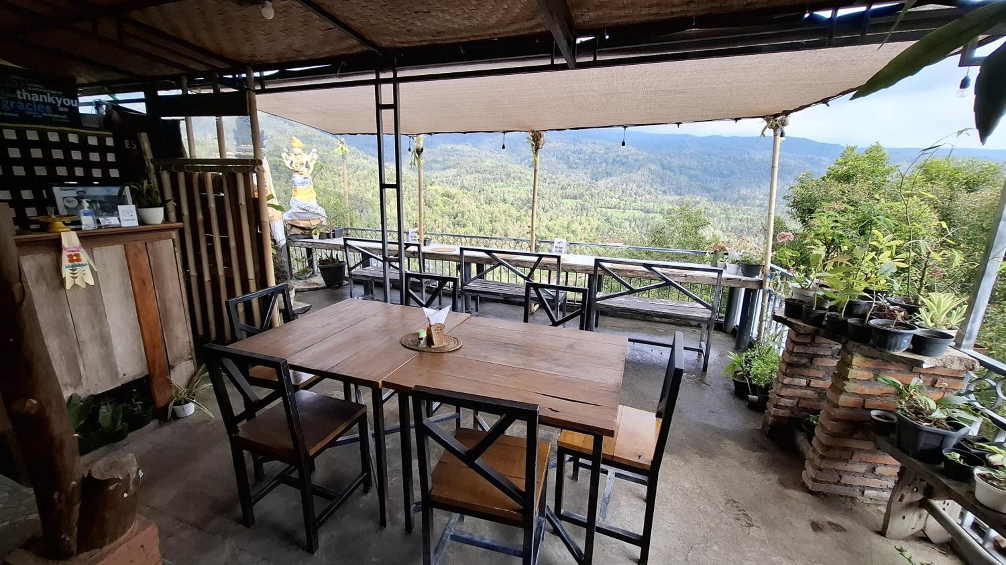 Umah De Madya & Rooftop De Madya Munduk エクステリア 写真